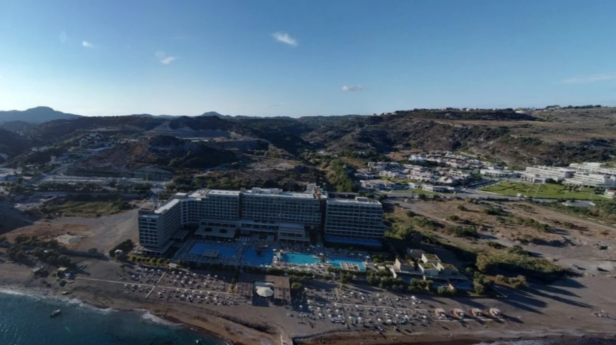 10 Alternatives of UAE's Armada Group in Greece